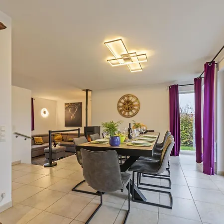 Supreme Сasa de vacaciones Marchin